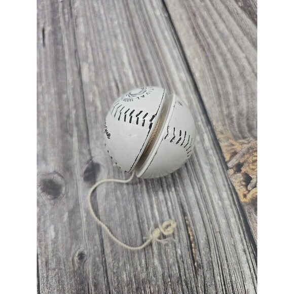 Yo-Yo Vintage Festival Professional Model Official League Baseball Yo-Yo - Picture 4 of 5
